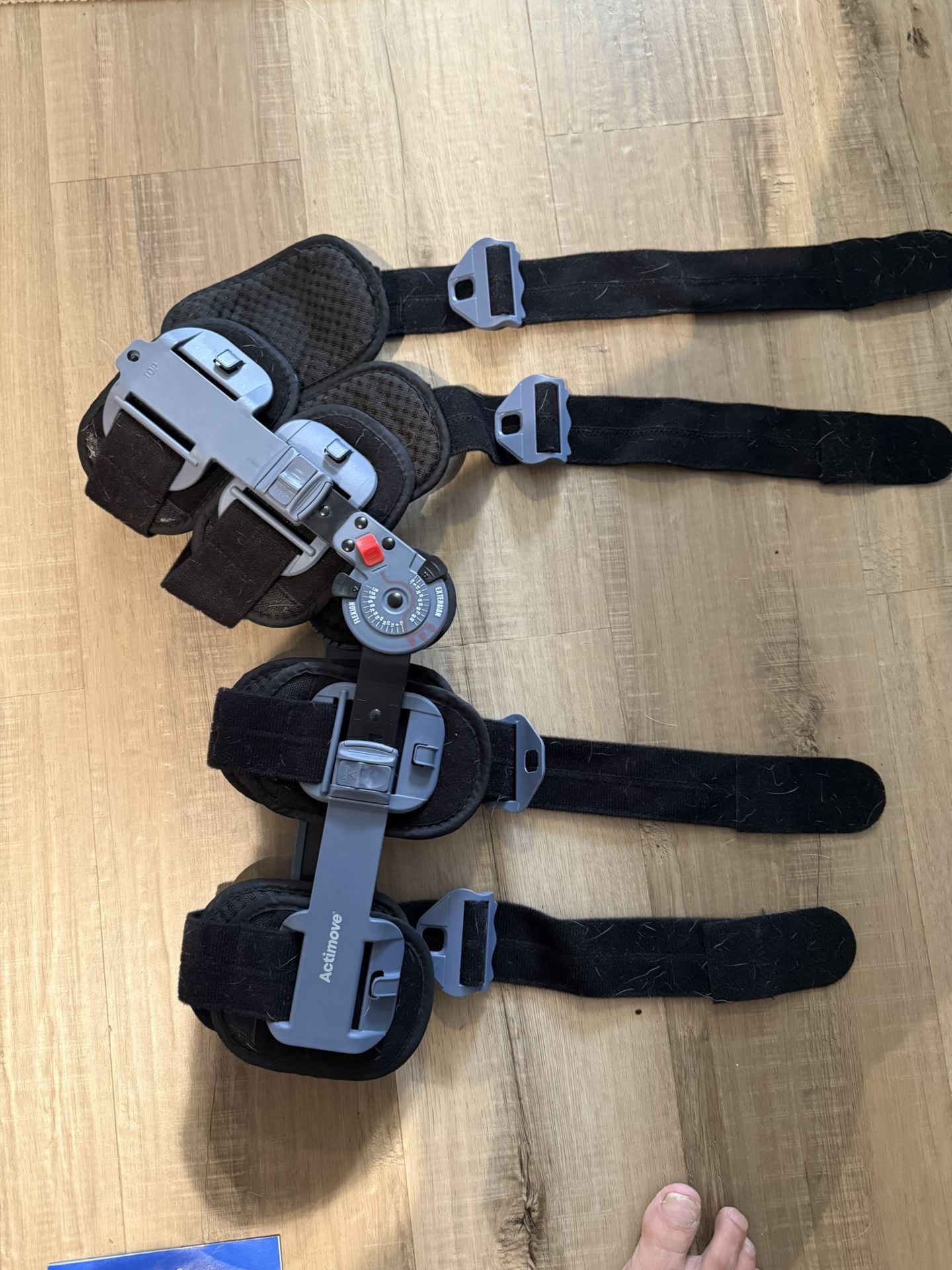 Hinged Knee Brace