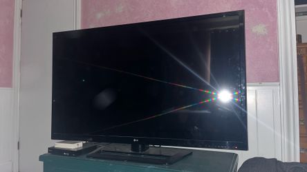 LG 70”