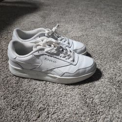 White Reebok Shoes Size 9