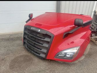 2021 freightliner cascadia hood