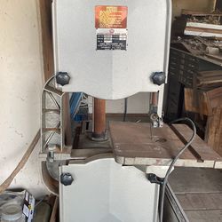 Cierra Para Cortar Madera En Buenas Condiciones