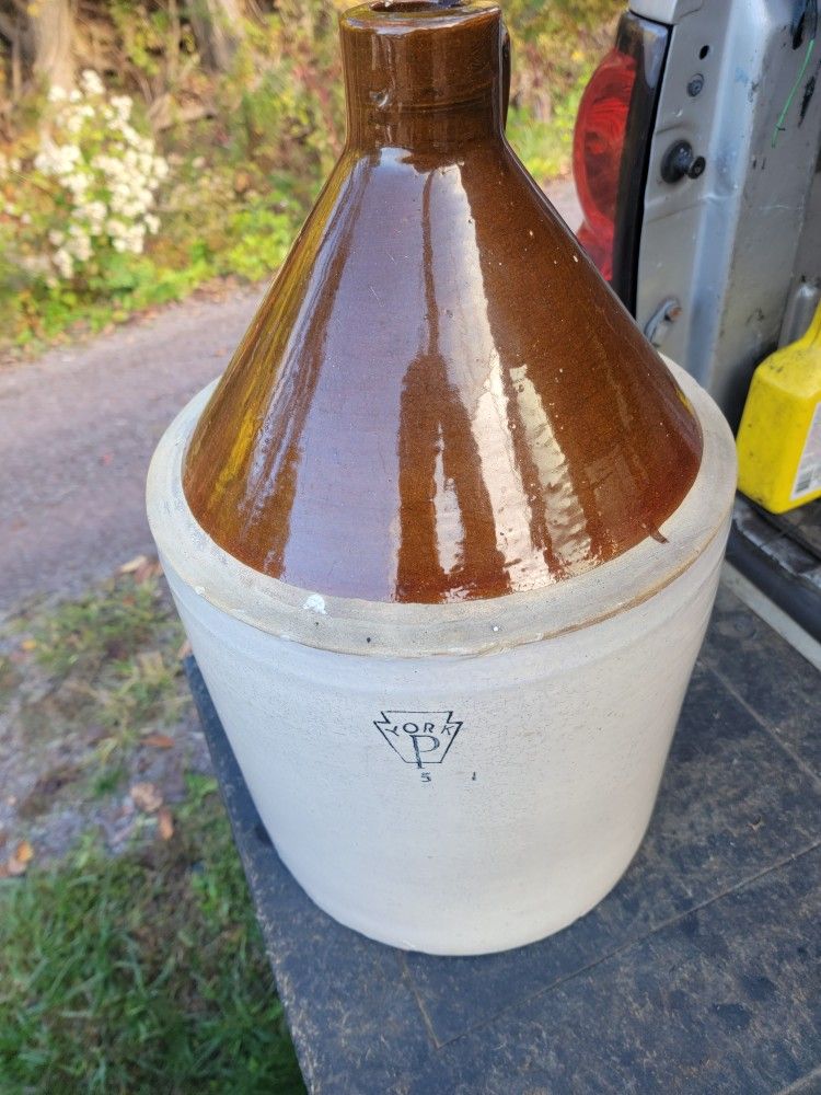 York Stoneware 5 Gallon Crock