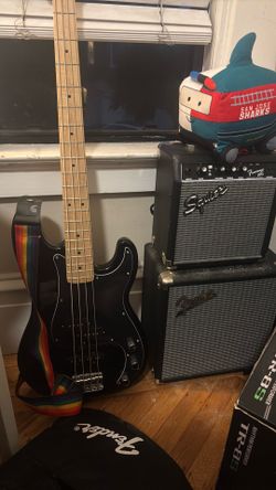 Bass guitar with bass amo