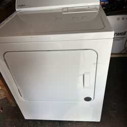 Electric Clothes dryer Used For One Month 