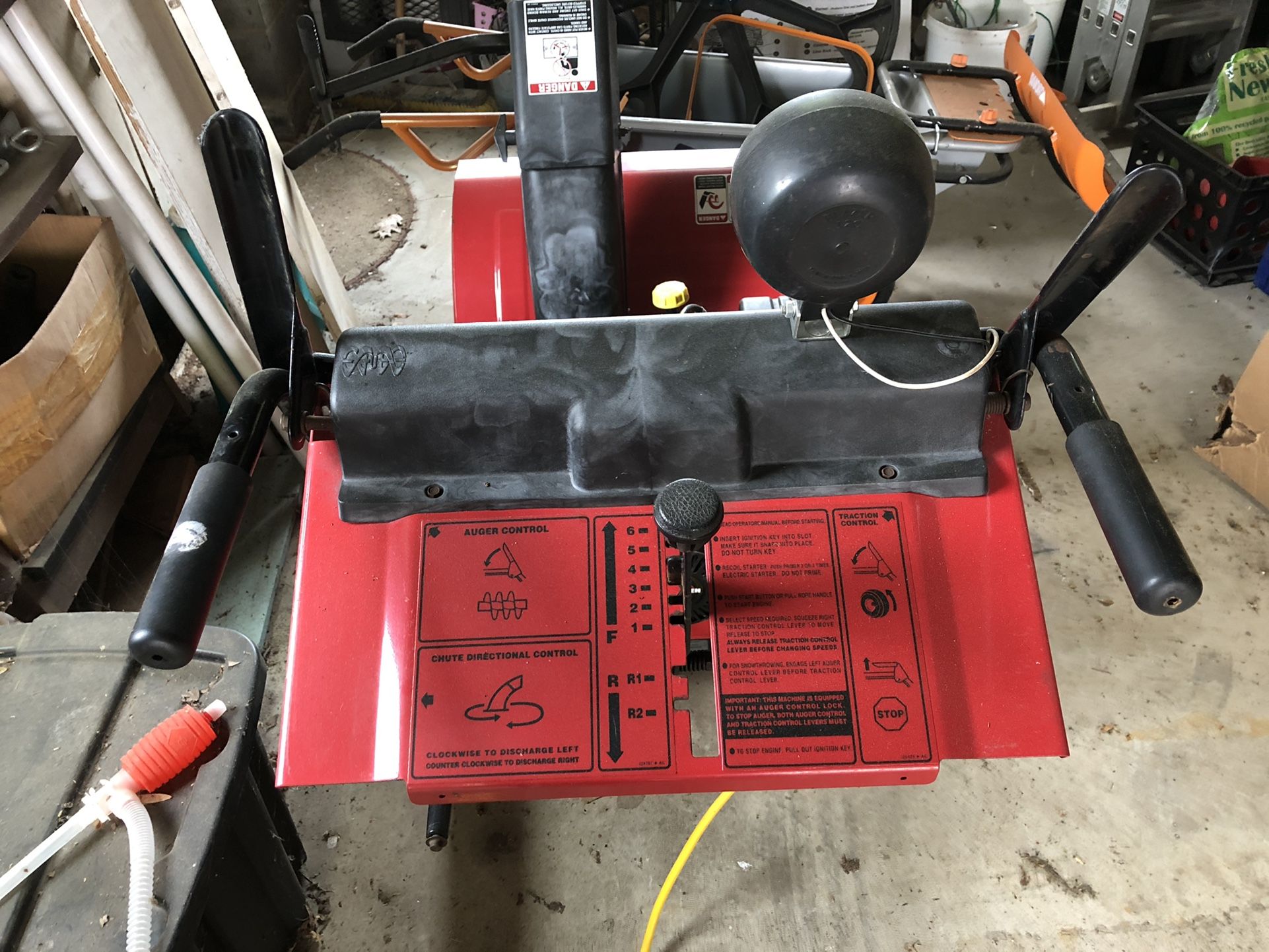 Huskee Snow Blower 26” 8HP