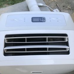 LG Mini A/C Portable