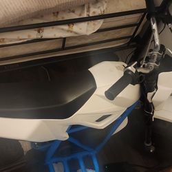 Huffy CR8-R Electric Mini Bike for Teens, 19MPH Max Throttle Speed, Full Suspension, 350W Motor and 36V Battery, Ages 14+, Max Weight 130lbs