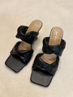 Black Heels 7 1/2