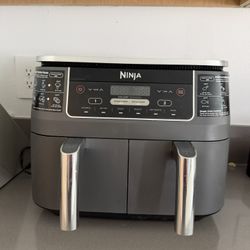 Ninja DualZone Air Fryer (2-Basket) / Dual Air Fryer