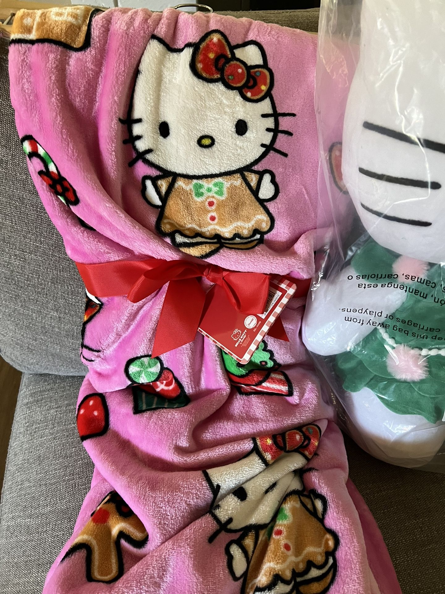Hello kitty Pink Christmas Blanket