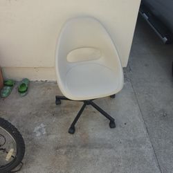 Computer Bucket Chair
