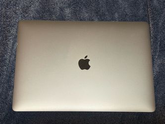 Apple MacBook Pro 15” inches 2017