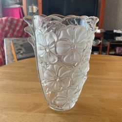 NEW VASE 9.5”. Good Cute Gift. Studio Nova In The Box,