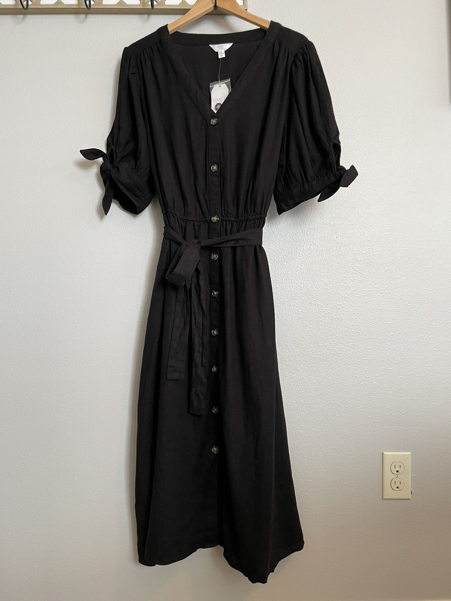 Time and Tru Tunic Tie Sleeve V Neck Dress