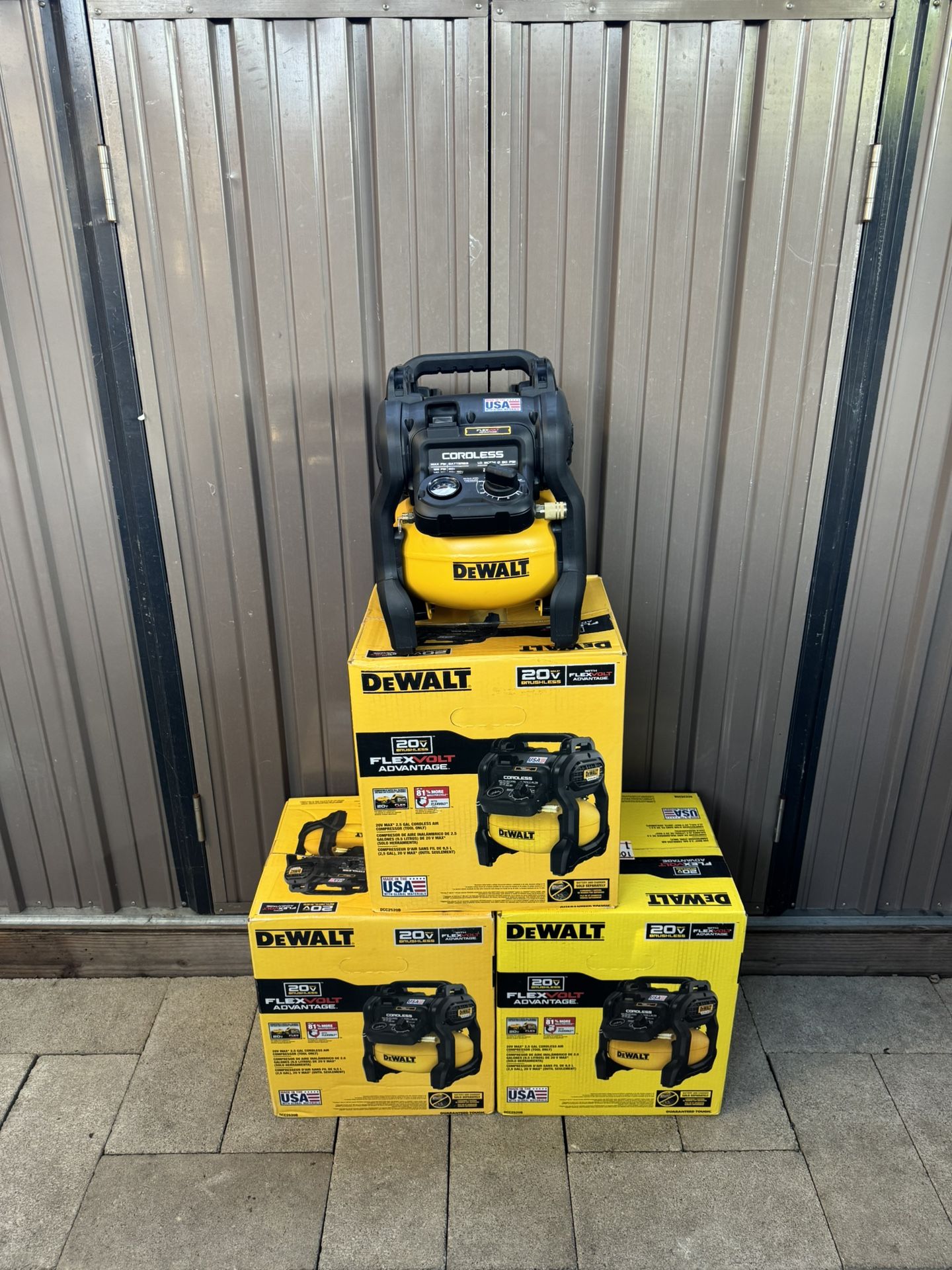 Dewalt Compressor 2.5 Gal 20v (Tool Only)