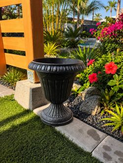 Planter pot-maceta