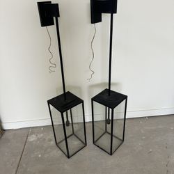 Large Exterior Wall Lights (2)