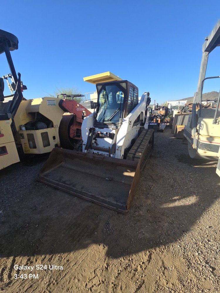 2010 bobcat t300 skidsteer 1400 hr all opts