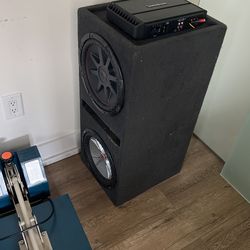 12 Inch Kickers And Rockford Fosgate Amp
