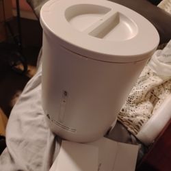 Automatic Cat Feeder 