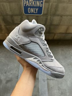Jordan 5 Wolf Grey (Size 4Y, 4.5Y, 5Y, 5.5Y, 6Y, 6.5Y, 9.5, 10, 10.5, 11, 11.5, 12, 13)