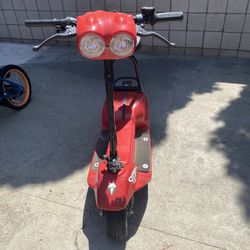 vintage MZ Charly electric paddock scooter.for Parts Or Repair