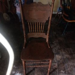 One Chair 
