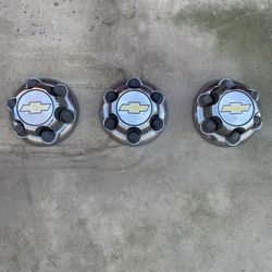 16inch to 17inch Silverado/ GMC Center Caps