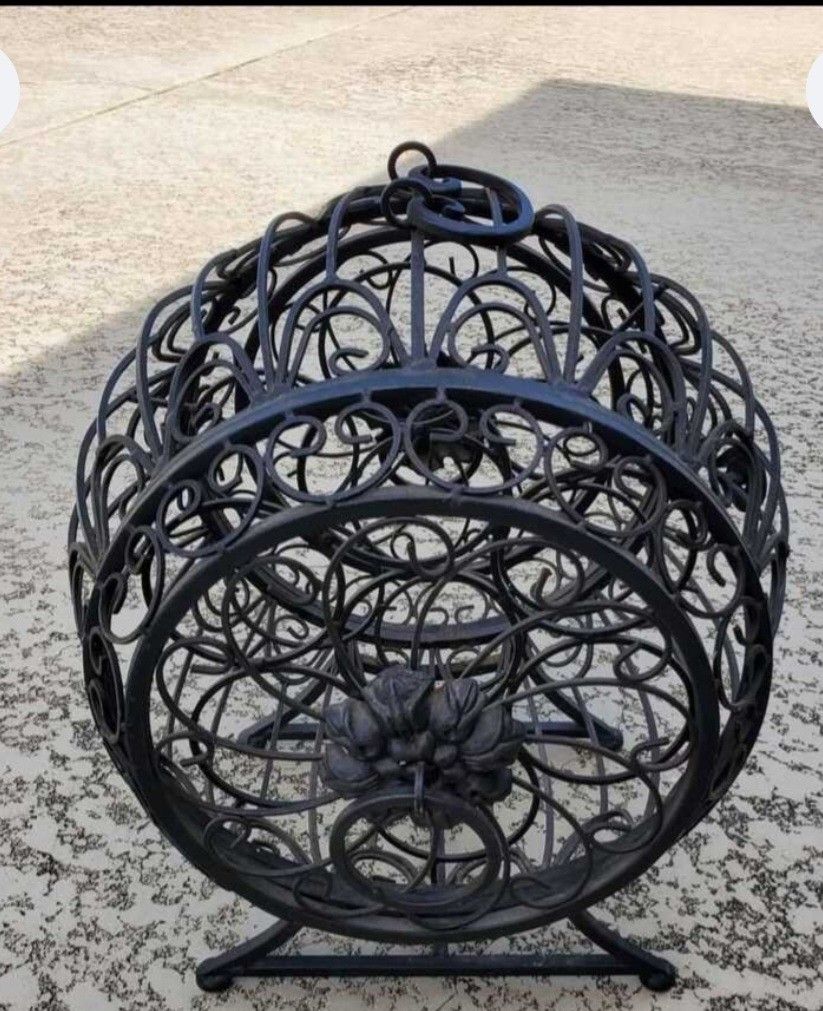 Wine Metal Holder Rack. Pick Up In Lago Vista.
