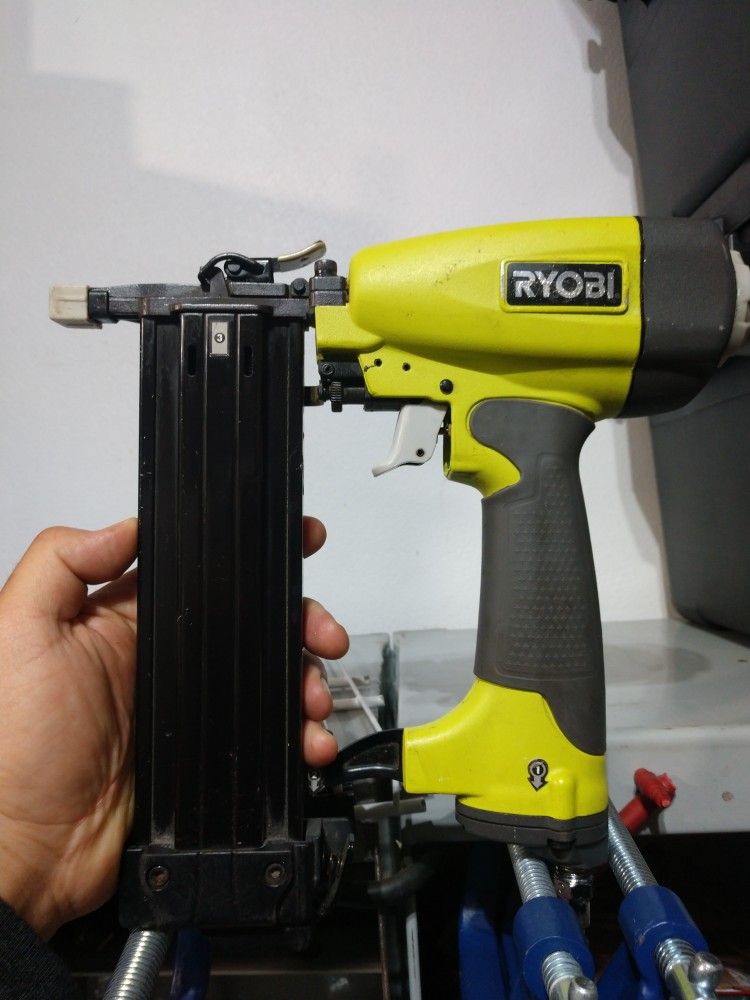 Ryobi 18 Gauge Nailer