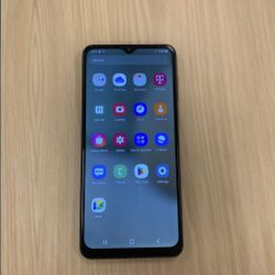 Samsung Galaxy A03 SM-A03F 64GB  works only with WiFi download any games  Perfect for kids to watch YouTube videos Facebook TikTok $80❗️price is firm 