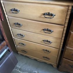 🌹30”  Long, 16” D, 41” Tall SOLID WOOD  VINTAGE  CHEST/5 DRAWERS 🌹