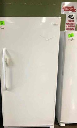 $$$Frigidaire Up-Right Freezer (Model:FFFH20F2QW)$$$