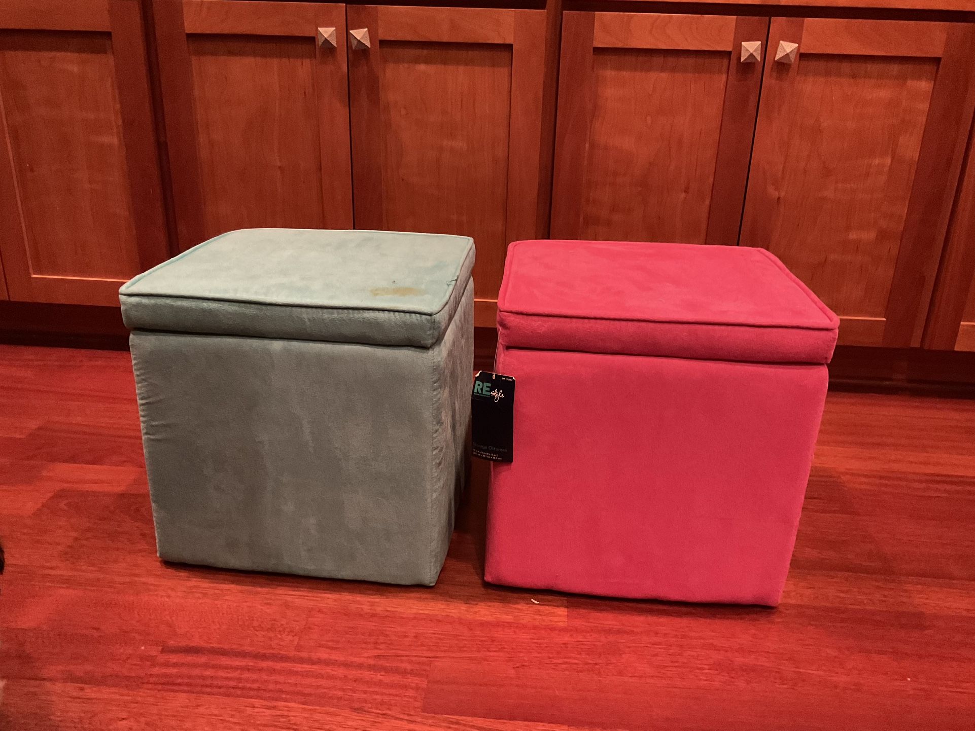 STORAGE OTTOMAN