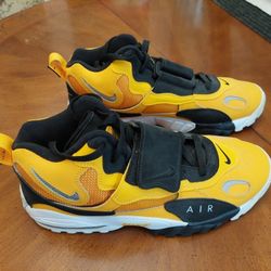 Brand New Nike Air Jordan Size 11  Adidas Puma Diesel 