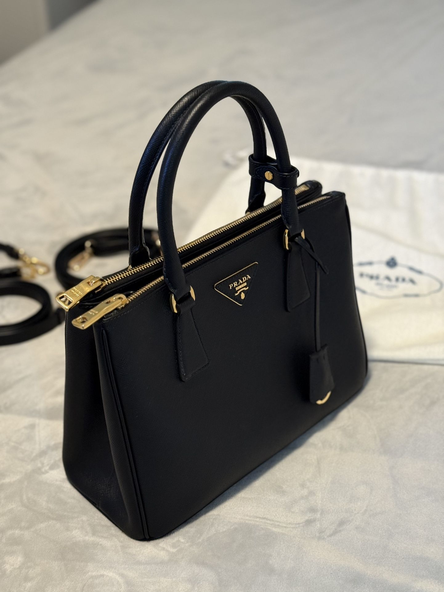 Brand New Prada Medium Galleria Saffiano Lux Leather bag