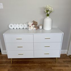 LYNSOM White Double Dresser with Gold Handles