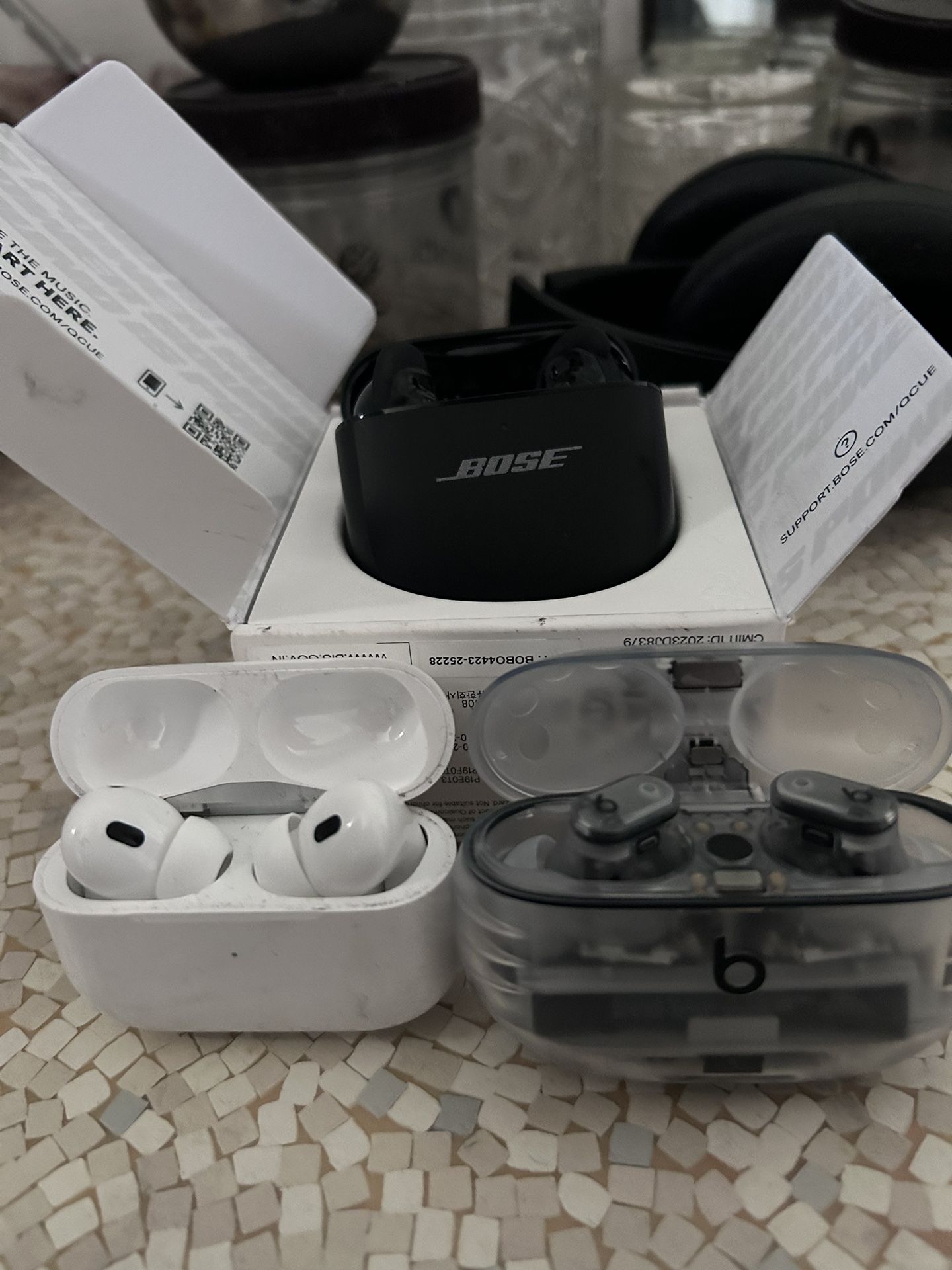 Beat Studio Buds Plus, Apple AirPods Pro 2nd Gen