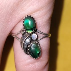 Sterling Silver Ring Size 6 W 2 Malachite Stones 