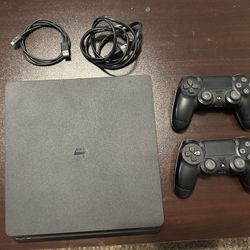 PS4 With Controllers