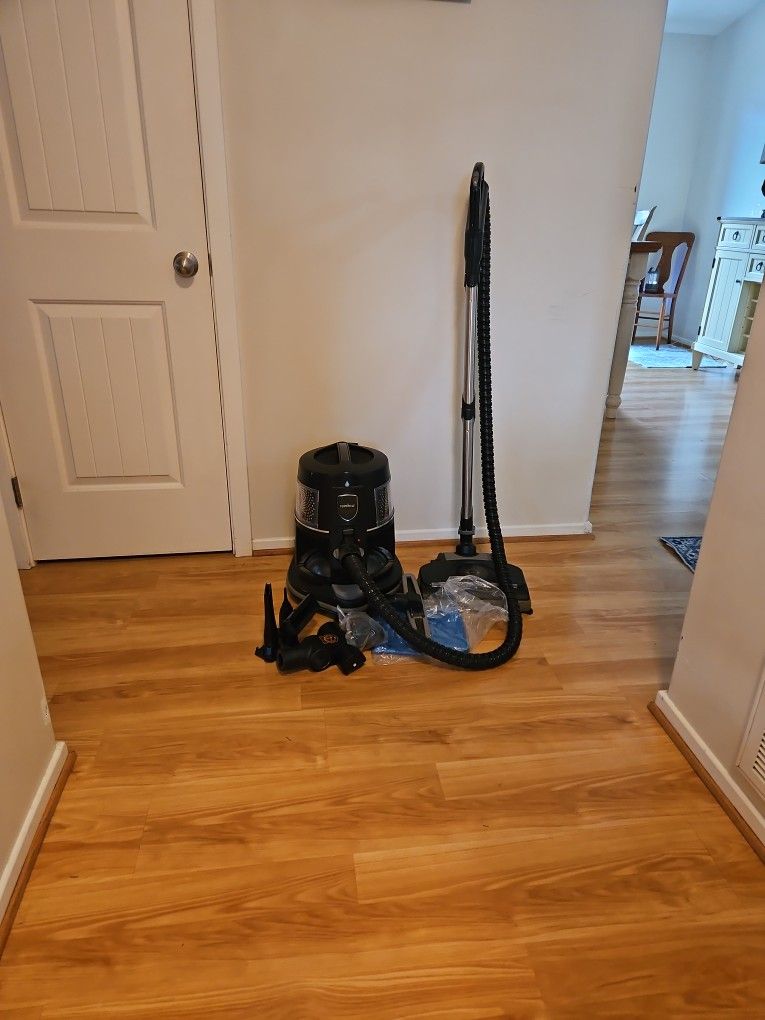 Rainbow Vacuum