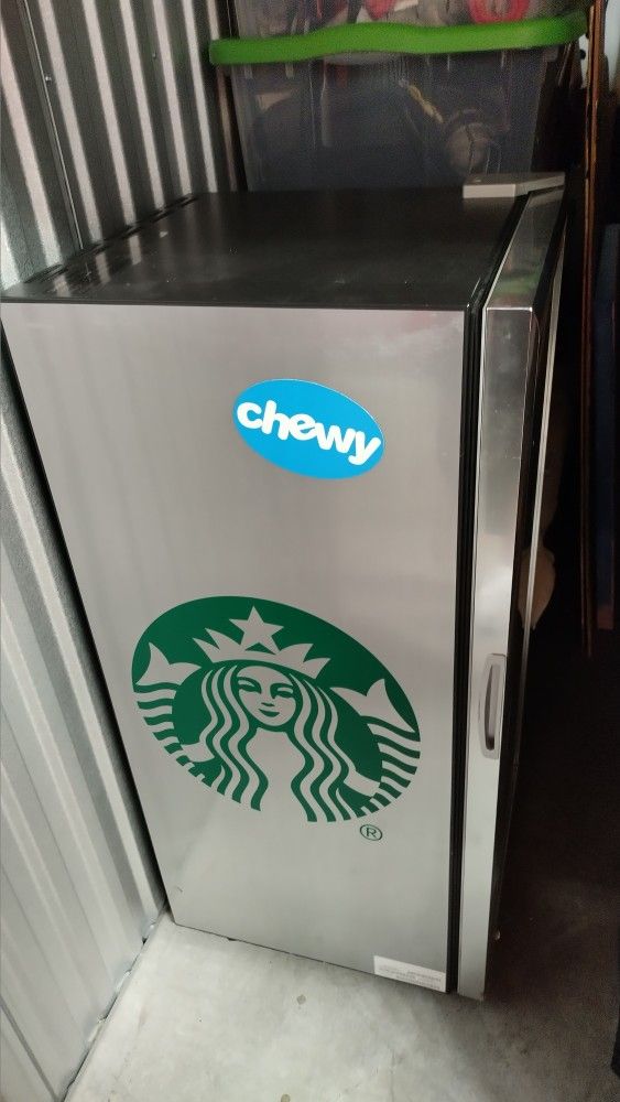 Selling Fridge... Bought For 200 telling For Best Offer for Sale in