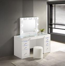Luxo Vanity Set