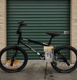 20” black bike