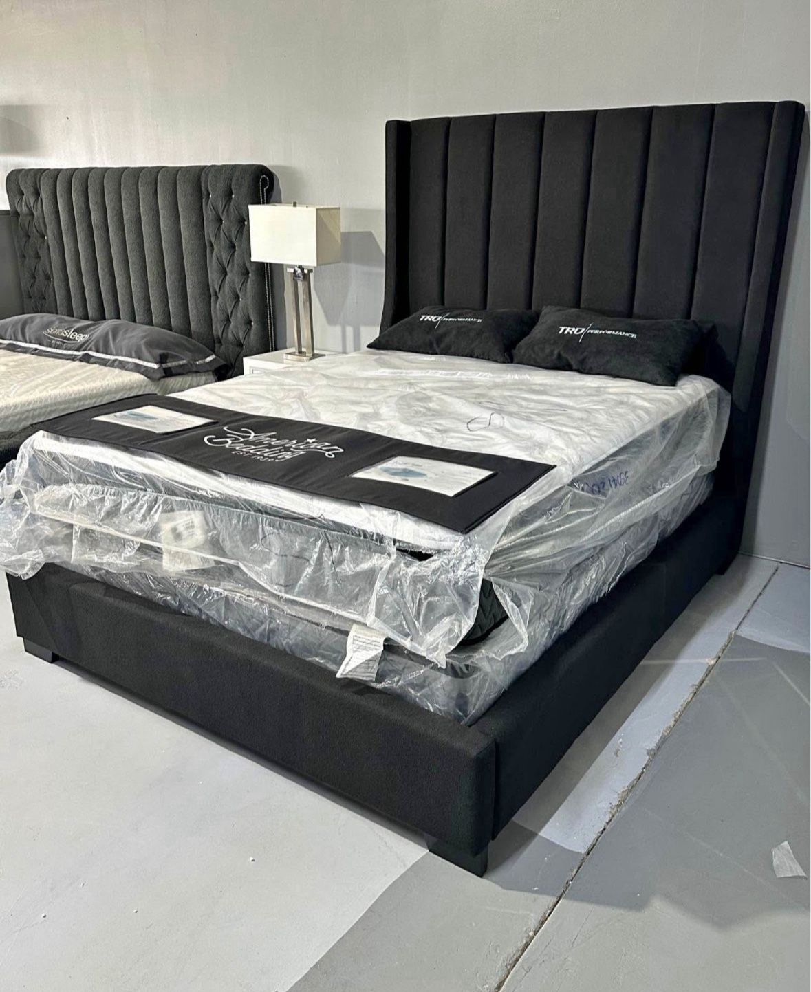 NEW IN 6FT Black Boucle Fabric Bed Frame King and Queen Size