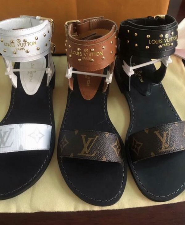 LOUIS VUITTON WOMENS SHOES for Sale in Suisun City, CA - OfferUp