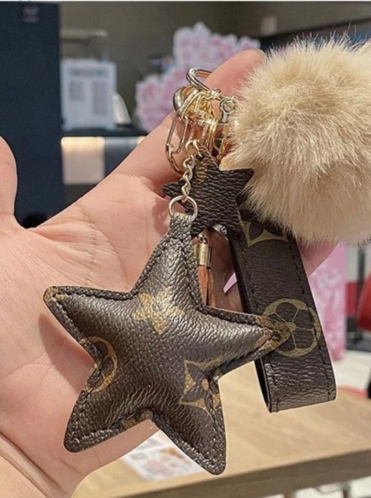 Star Shaped Designer Leather Keychain Pompoms