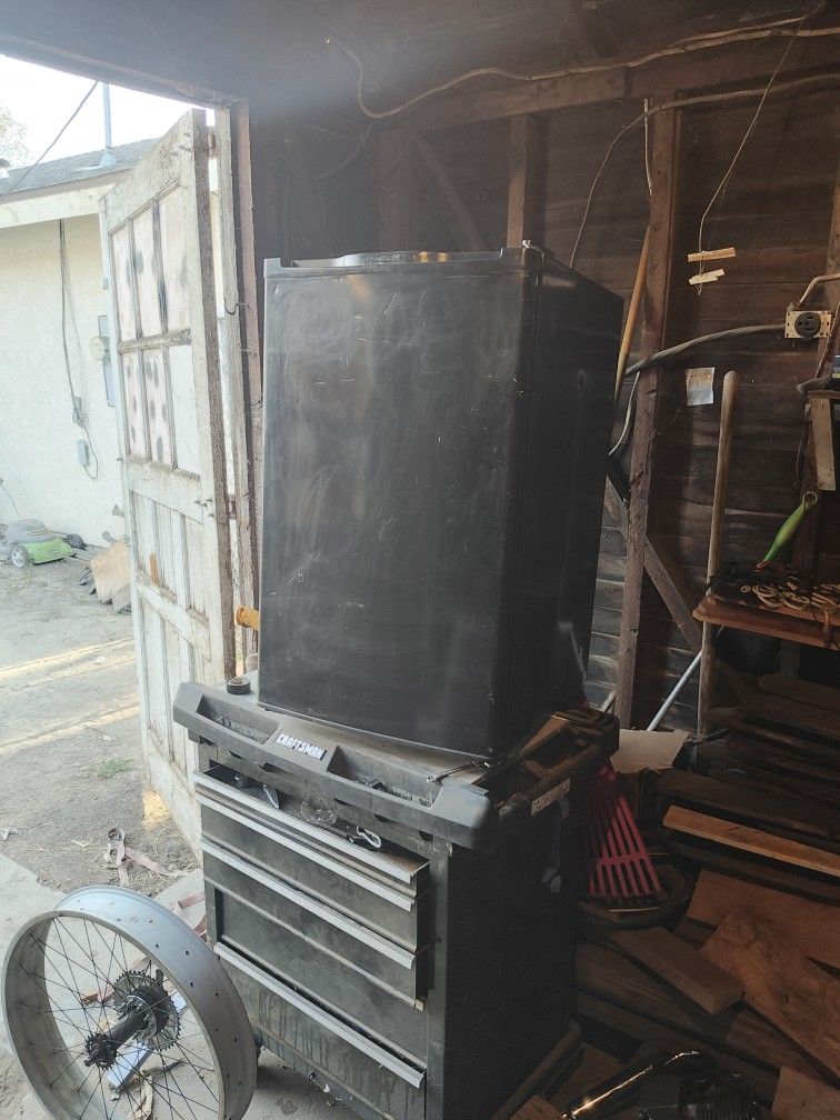 Mini Fridge