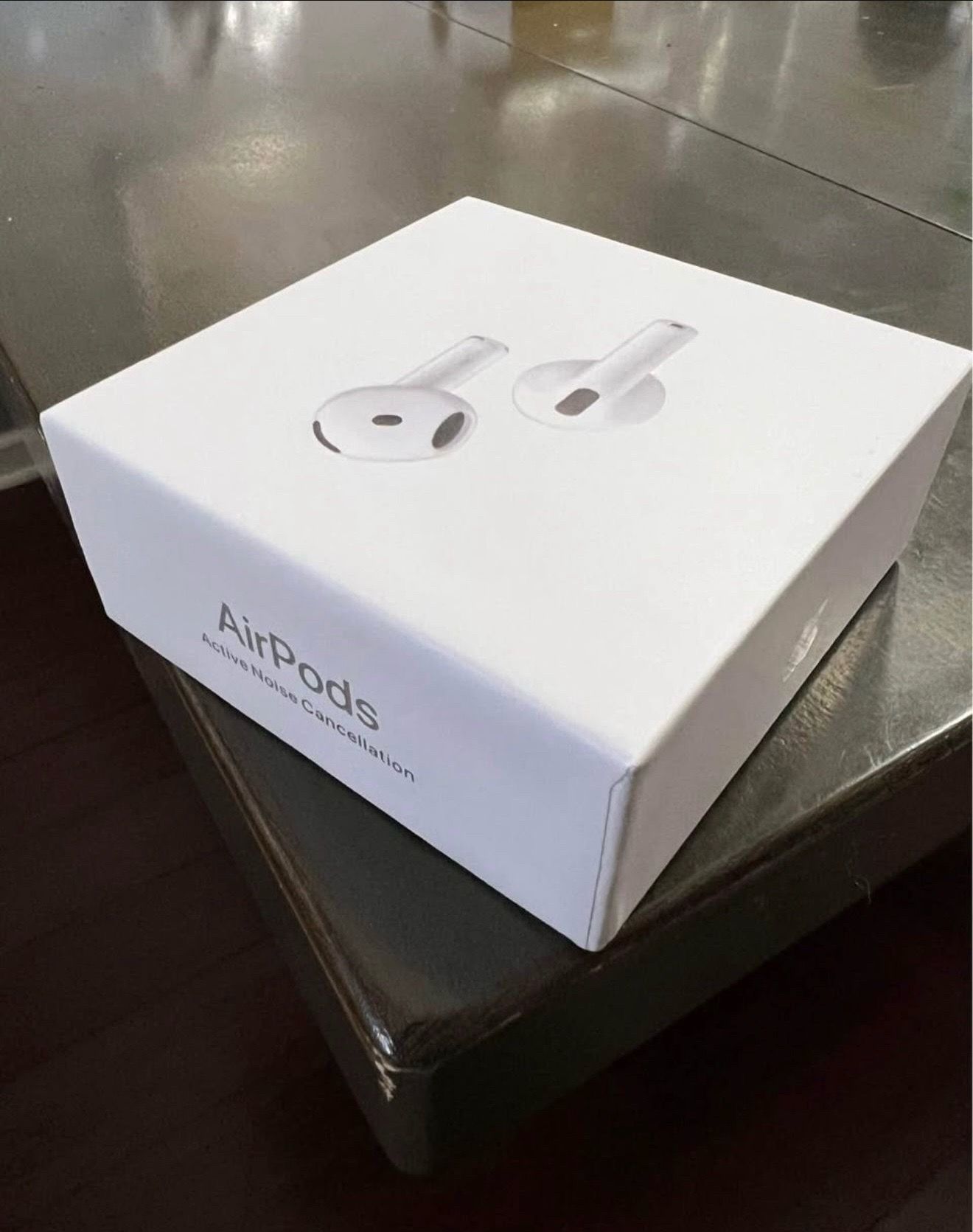 AirPods 4