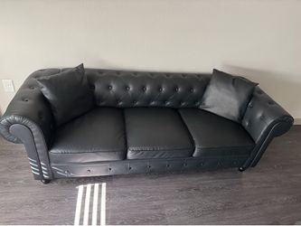couch and table